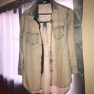 En Crème off-pink Button Down